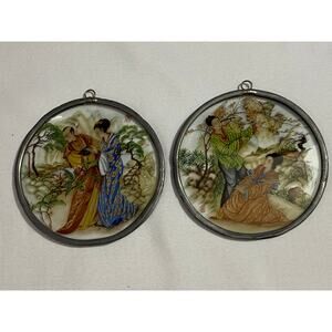 Vintage Round Glass Suncatchers — Asian Couple